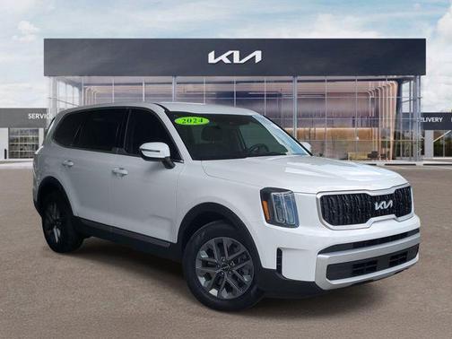 White Pearl 2024 Kia Telluride LX