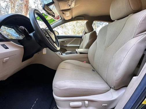 2014 Toyota Venza LE