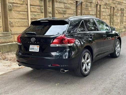 2014 Toyota Venza LE
