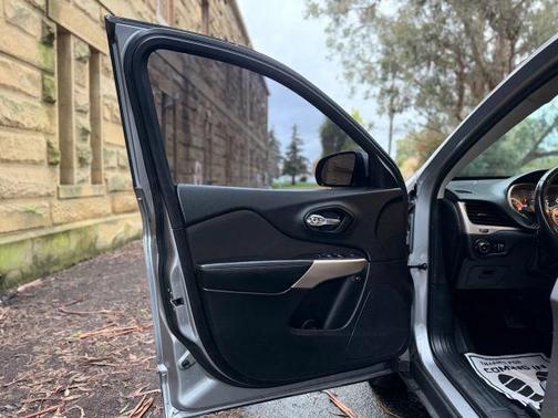 2018 Jeep Cherokee Latitude