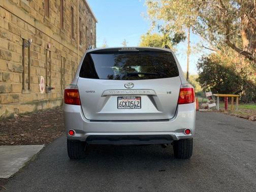 2008 Toyota Highlander Sport