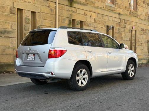 2008 Toyota Highlander Sport