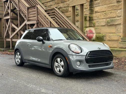 2018 MINI Hardtop Cooper