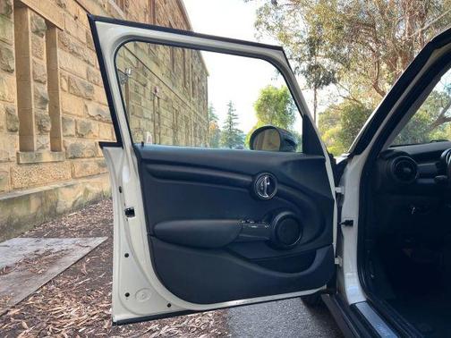 2015 MINI Hardtop Cooper