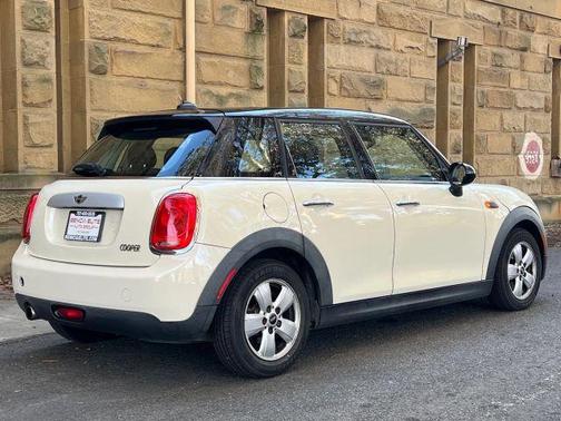 2015 MINI Hardtop Cooper