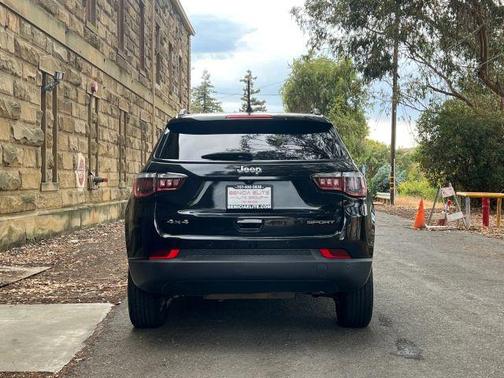 2017 Jeep Compass Sport