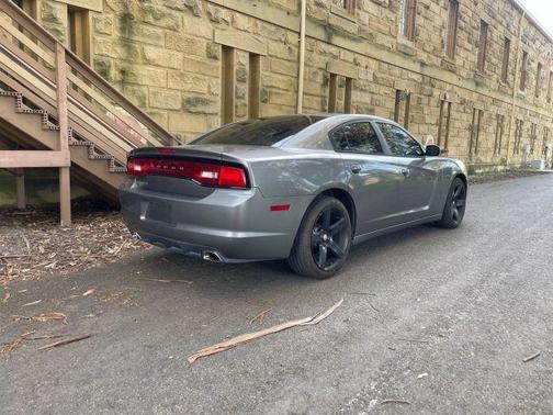 2012 Dodge Charger SE