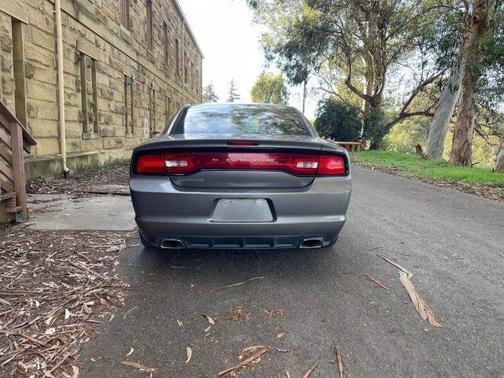 2012 Dodge Charger SE