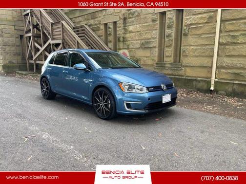2016 Volkswagen e-Golf SE