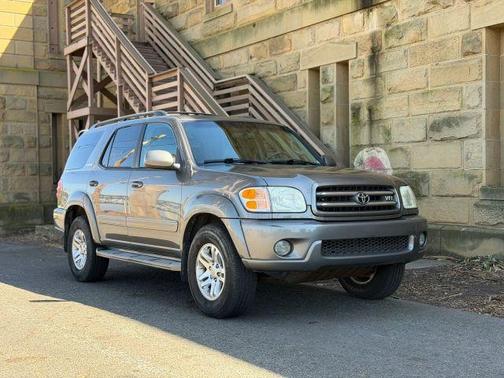 Gray 2003 Toyota Sequoia Limited