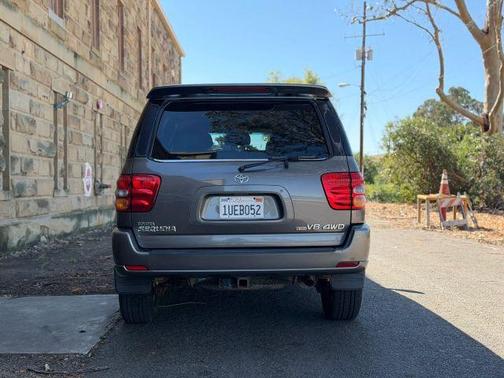 Gray 2003 Toyota Sequoia Limited