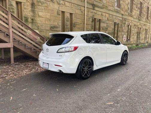 2010 Mazda Mazda3 s Grand Touring