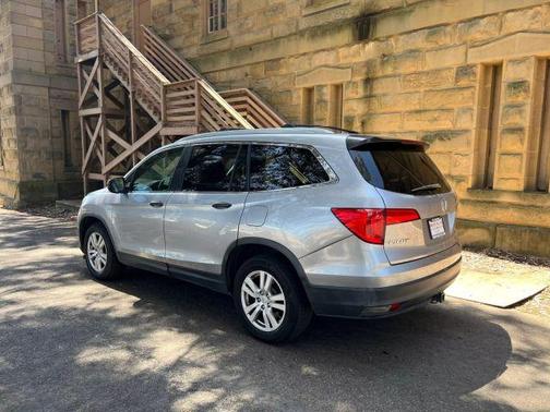 2016 Honda Pilot LX