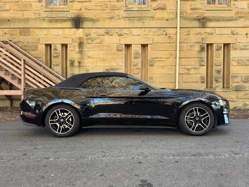 2018 Ford Mustang EcoBoost Premium