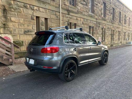 2014 Volkswagen Tiguan 4MOTION Auto R-Line