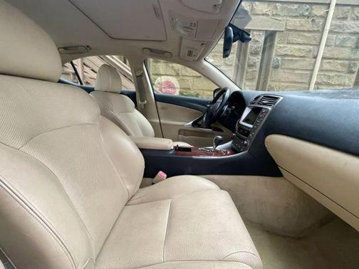 2007 Lexus IS 250 Base (A6)