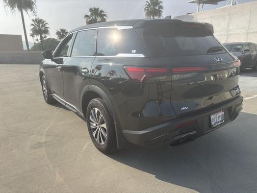 2025 INFINITI QX60 Pure