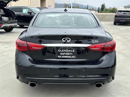 2024 INFINITI Q50 LUXE