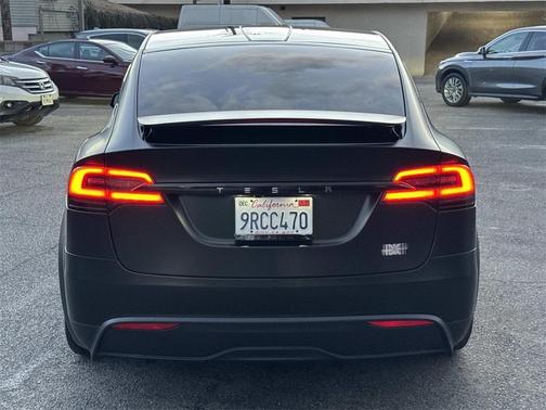2024 Tesla Model X Plaid