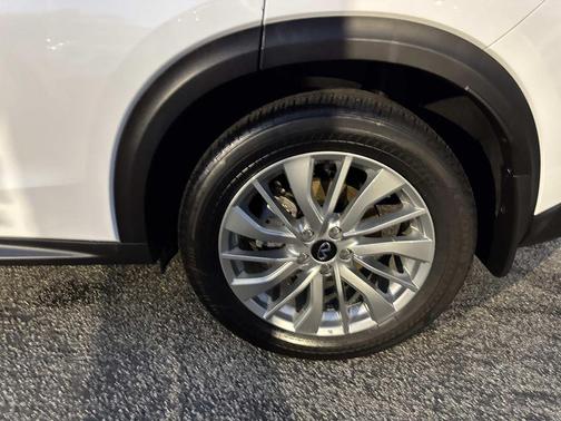 2025 INFINITI QX50 Pure