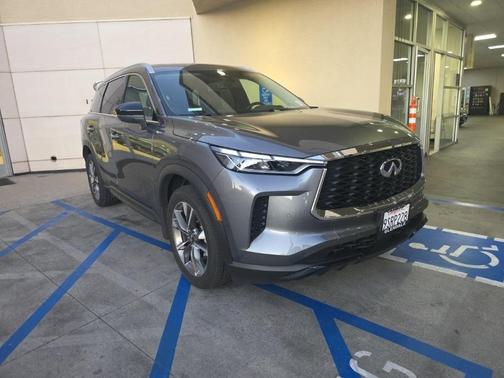 2025 INFINITI QX60 Luxe