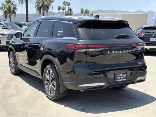 Diamond Black 2027 INFINITI QX60 Luxe