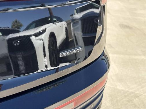 2023 Audi Q5 45 S line quattro Premium