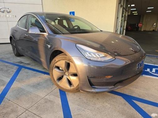 2020 Tesla Model 3 Long Range