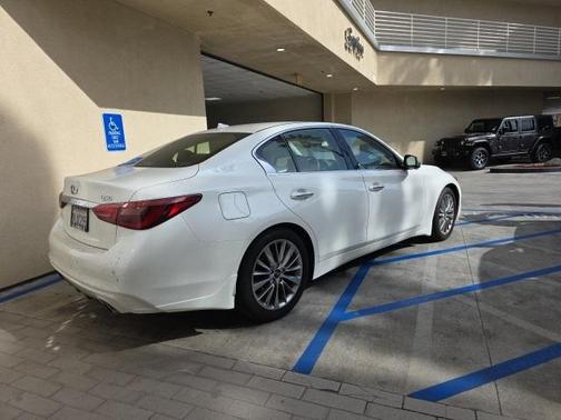 2024 INFINITI Q50 LUXE