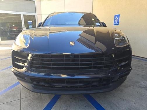 2021 Porsche Macan Base