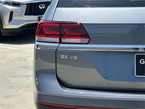 2022 Volkswagen Atlas 3.6L SE w/Technology