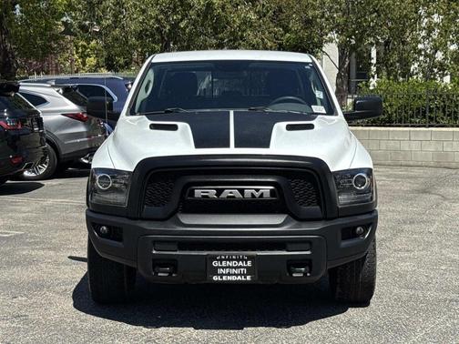 Bright White Clearcoat 2020 RAM 1500 Classic SLT