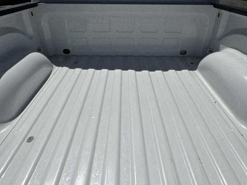 Bright White Clearcoat 2020 RAM 1500 Classic SLT