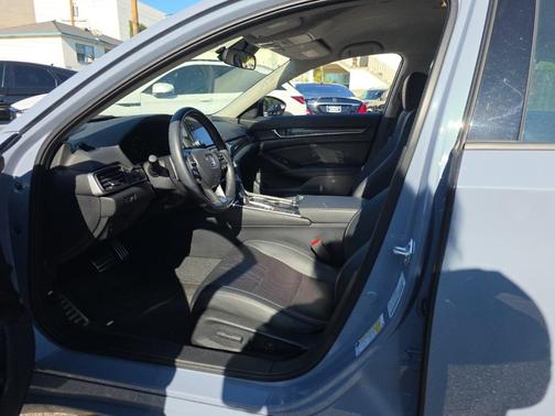 2022 Honda Accord Sport SE