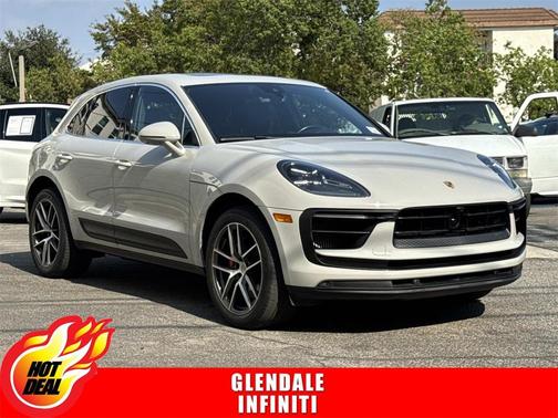 2023 Porsche Macan S