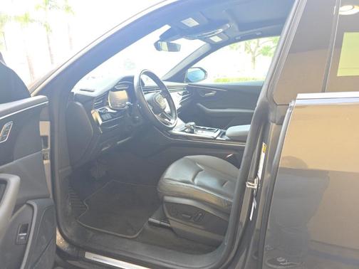 2019 Audi Q8 3.0T Premium Plus