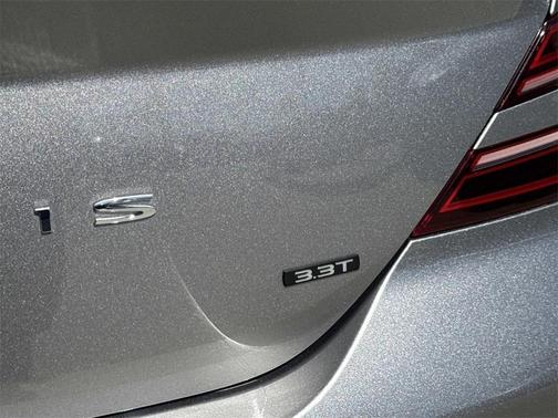 2023 Genesis G70 3.3T
