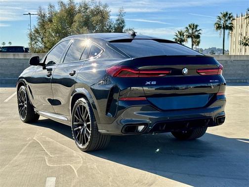 2023 BMW X6 xDrive40i