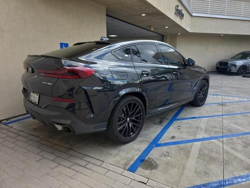 2023 BMW X6 xDrive40i