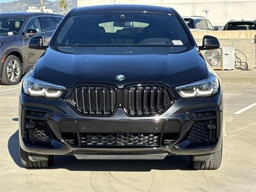 2023 BMW X6 xDrive40i