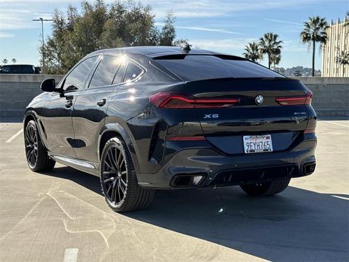 2023 BMW X6 xDrive40i