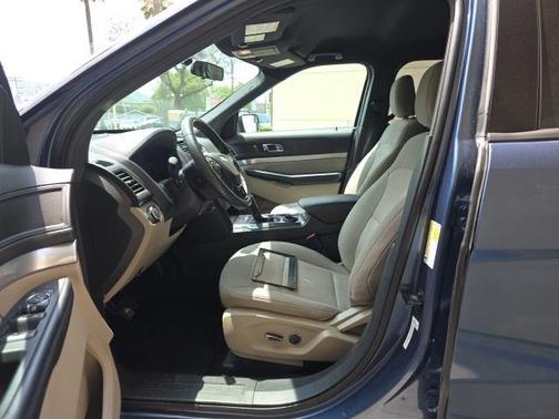 2018 Ford Explorer Base