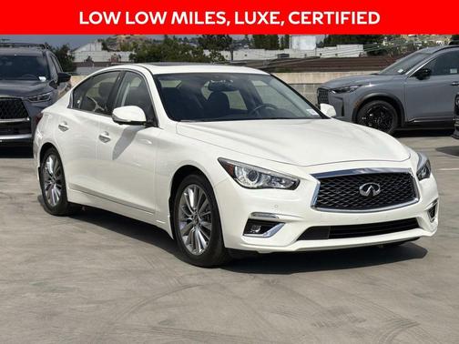 Majestic White 2023 INFINITI Q50 LUXE
