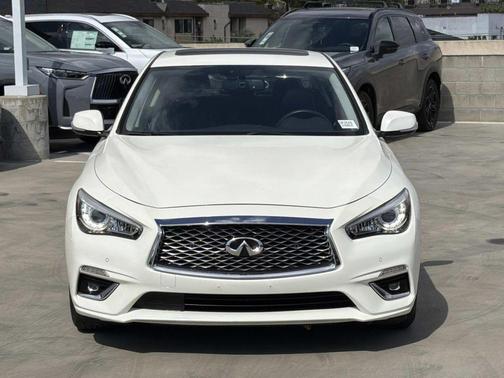 Majestic White 2023 INFINITI Q50 LUXE