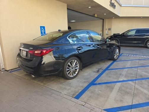 2024 INFINITI Q50 LUXE