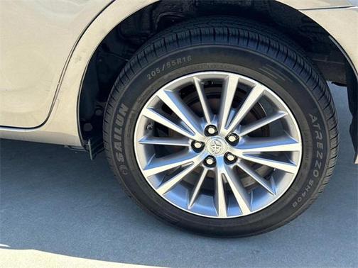 2014 Toyota Corolla LE Plus
