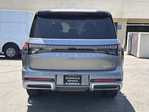 Dynamic Metal 2025 INFINITI QX80 SENSORY