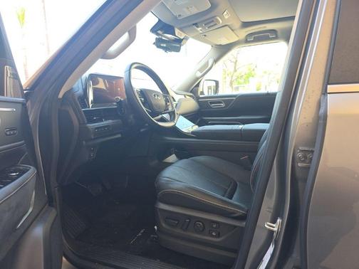 Dynamic Metal 2025 INFINITI QX80 SENSORY
