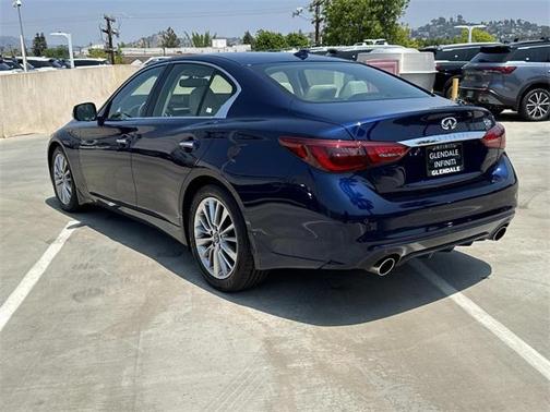 2022 INFINITI Q50 LUXE