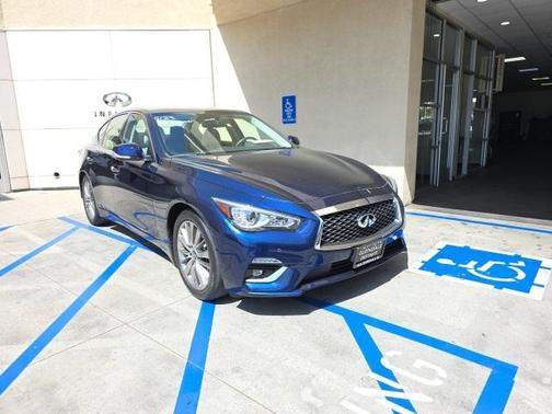 2022 INFINITI Q50 LUXE